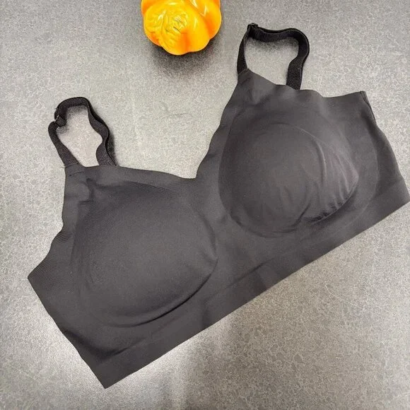 Halston Bra V Neck Size L Removable Cups - Picture 2 of 4